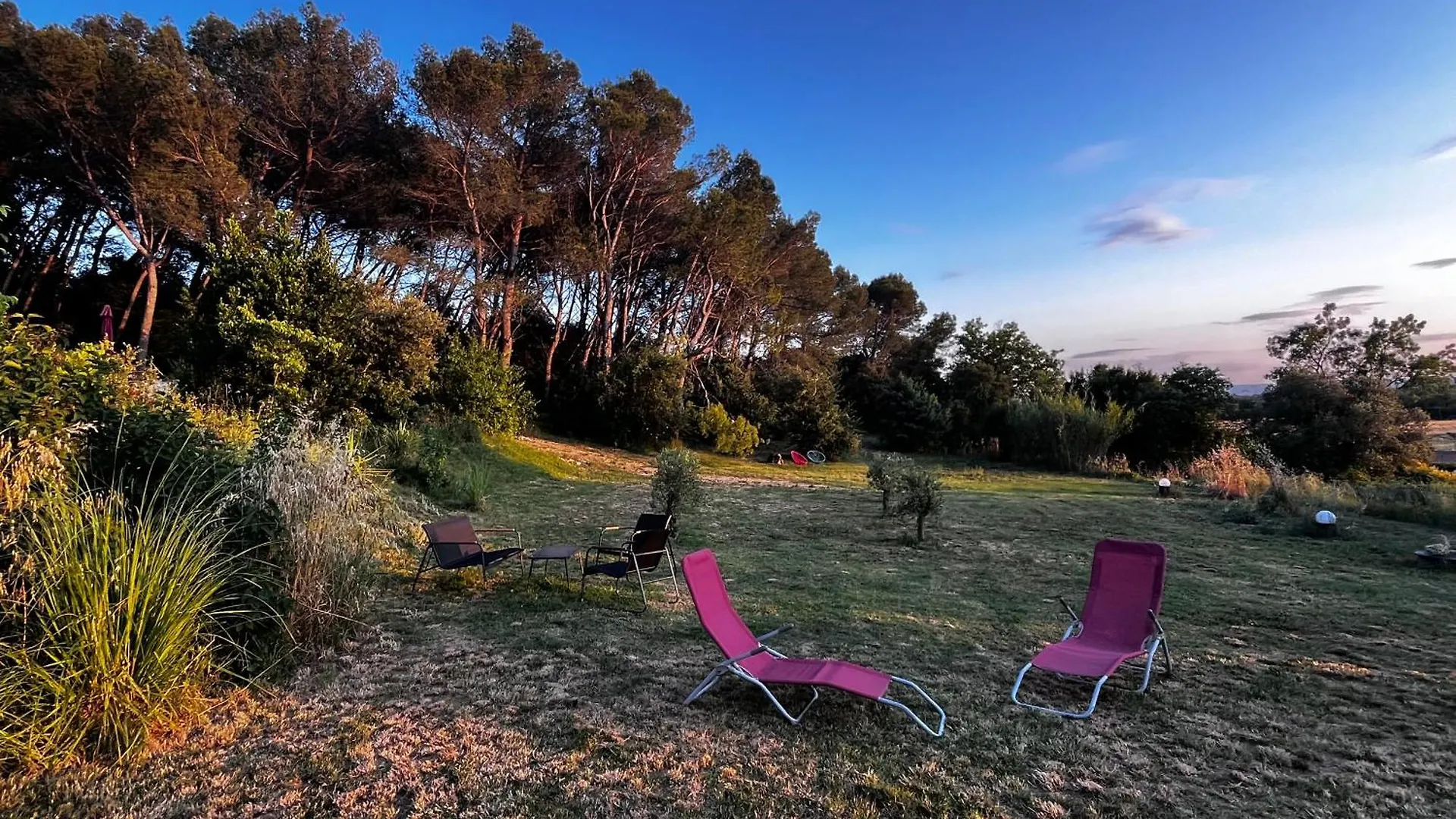 Gasthof Hotel La Rabastide La Garde-Adhémar Frankreich